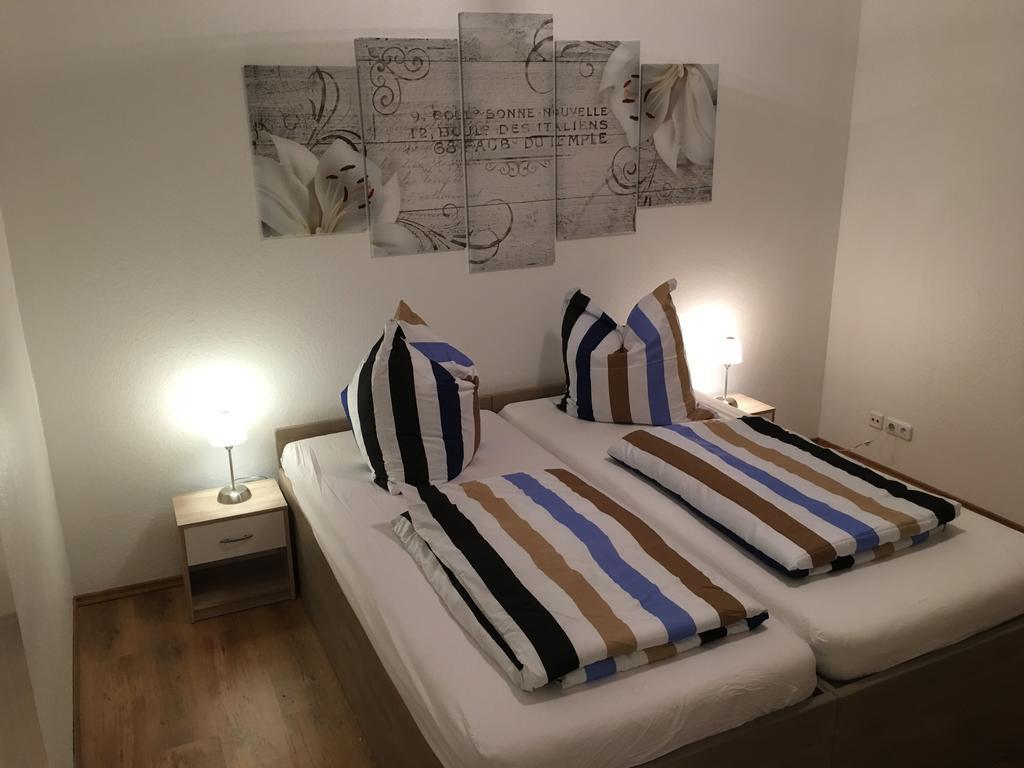 Gaestehaus Buonanotte BRE Pokoj fotografie