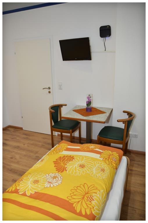 Gaestehaus Buonanotte BRE Pokoj fotografie